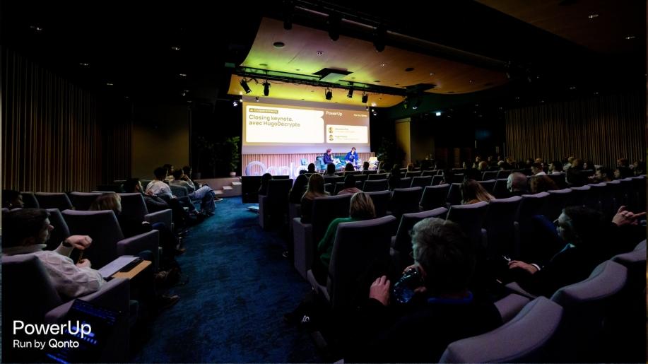 Qonto événement hybride - agence événementielle