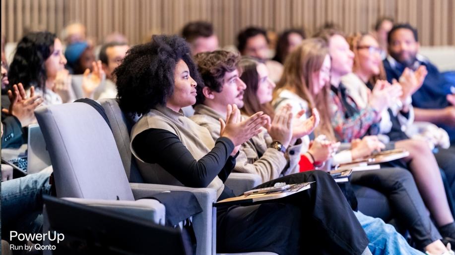 Qonto événement hybride - agence événementielle